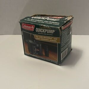 Coleman Quick pump 4-D battery pump